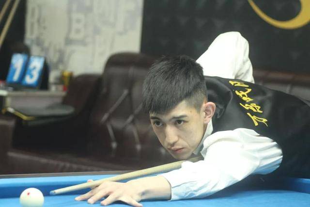 轮换缝隙在 轮换缝隙在